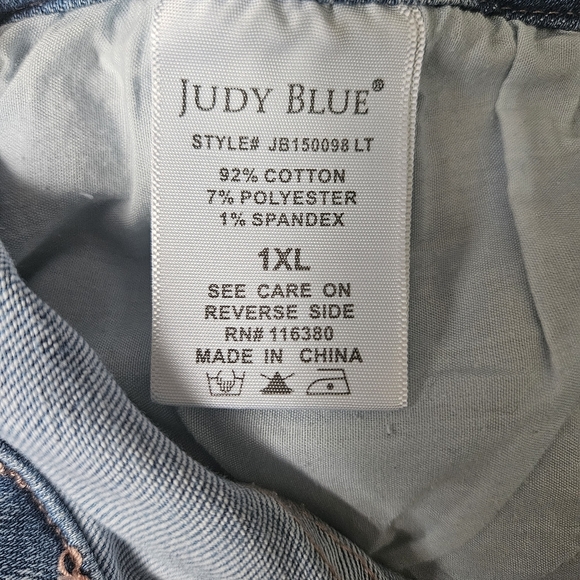 Judy Blue High-Rise Braided Waistband Jean Short Size 1XL - Picture 8 of 9